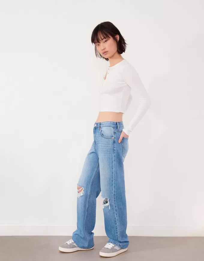 Jeans anni ’90 strappati a gamba larga