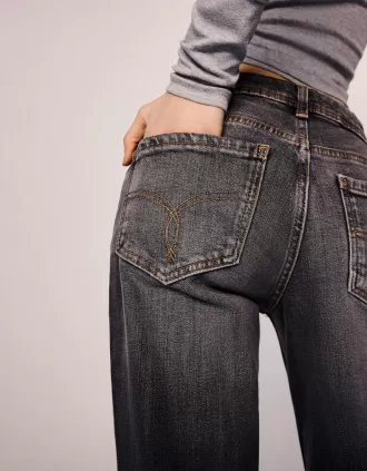 Jeans bootcut a vita bassa