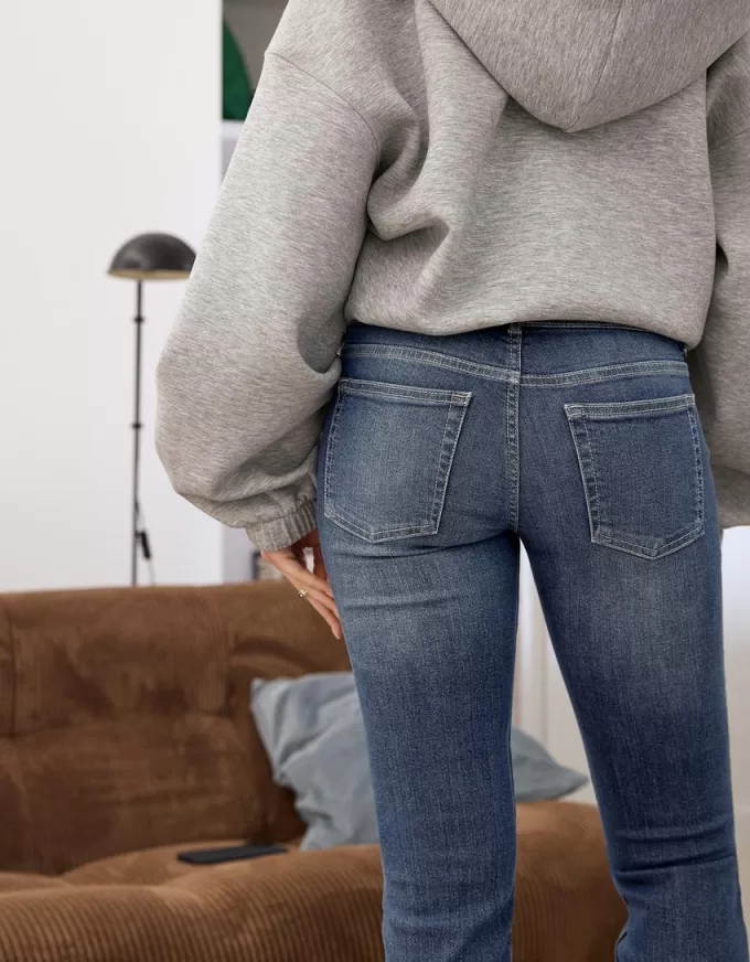 Jeans bootcut a vita bassa