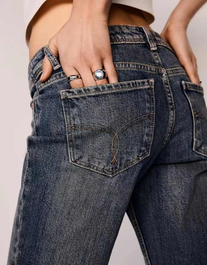 Jeans bootcut a vita bassa