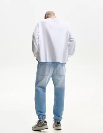 Jeans da jogging strappati