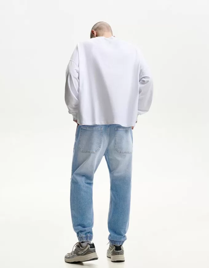 Jeans da jogging strappati