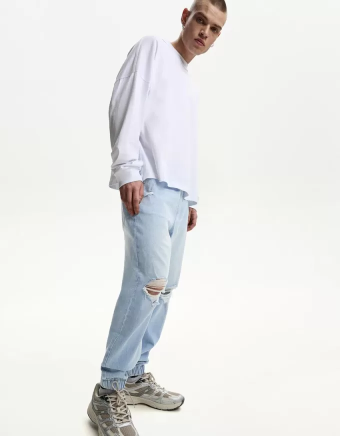 Jeans da jogging strappati