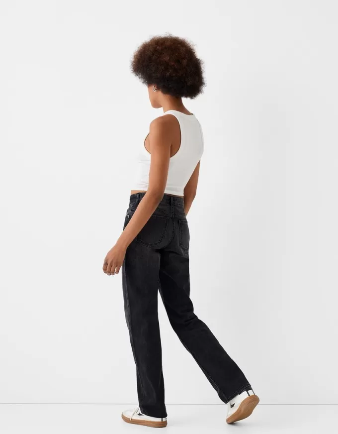 Jeans dalla vestibilità dritta