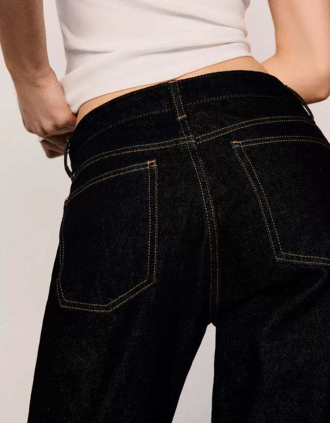 Jeans dalla vestibilità dritta
