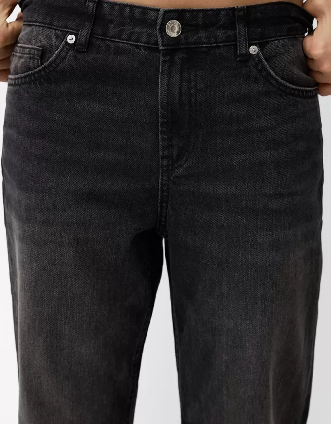 Jeans dalla vestibilità dritta