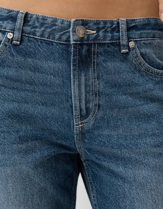 Jeans dalla vestibilità dritta