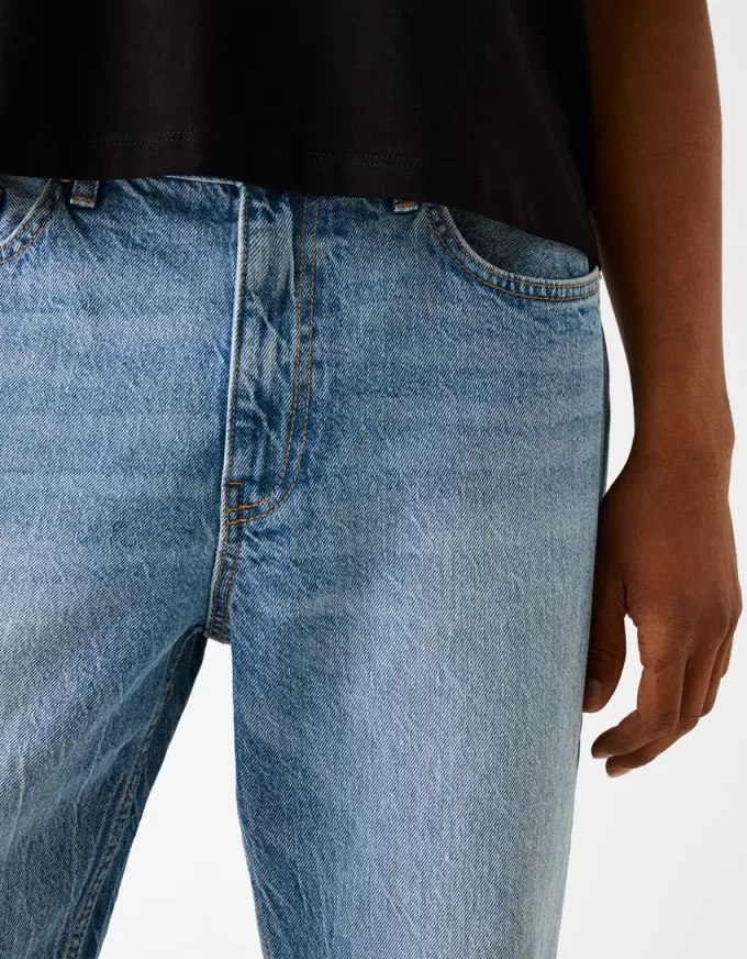 Jeans dalla vestibilità dritta