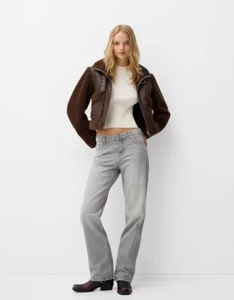 Jeans dalla vestibilità dritta