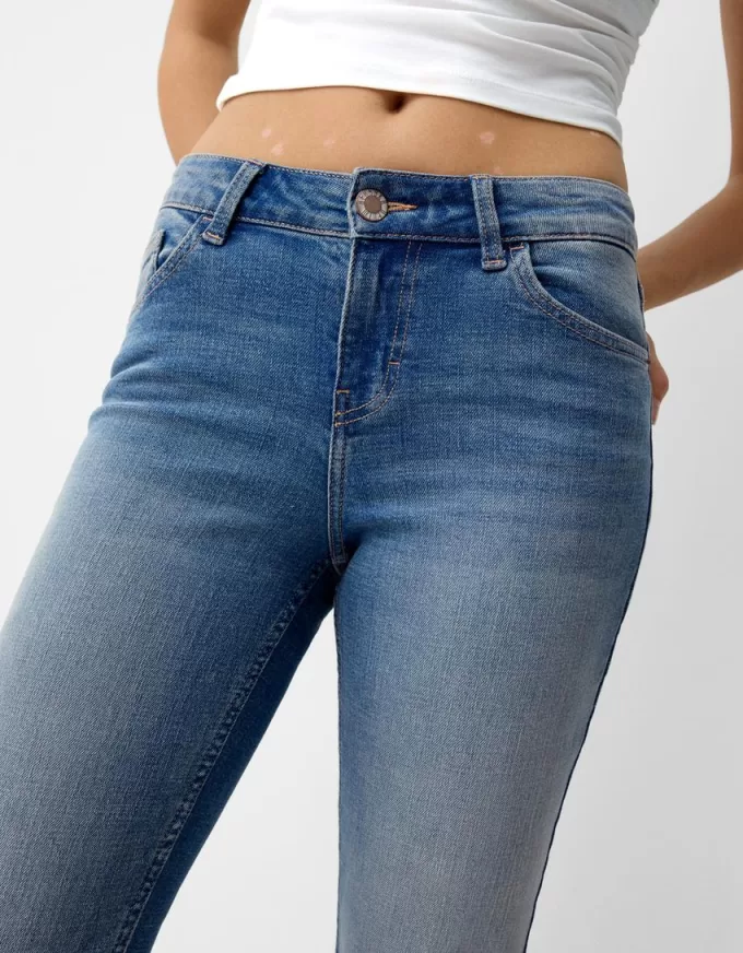 Jeans dalla vestibilità slim