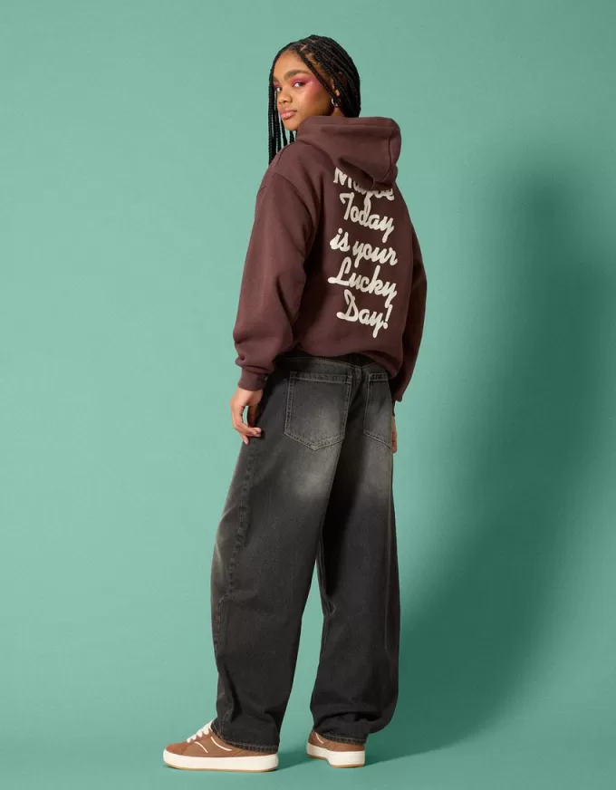 Jeans larghi a botte