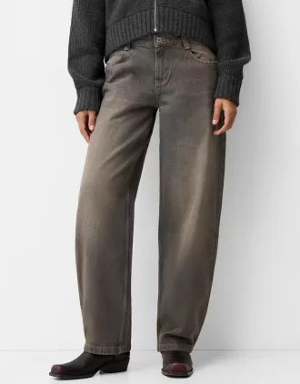 Jeans larghi a botte