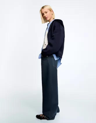 Jeans larghi a botte