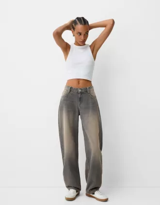 Jeans larghi a botte