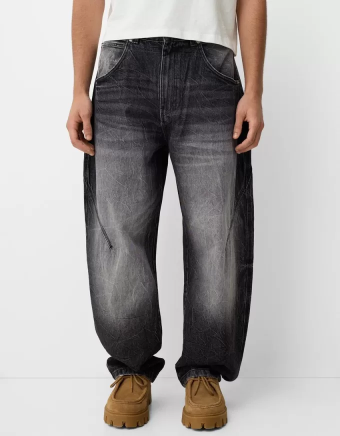Jeans larghi a palloncino