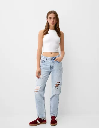 Jeans ritagliati