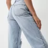 Jeans ritagliati