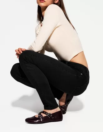 Jeans skinny a vita bassa