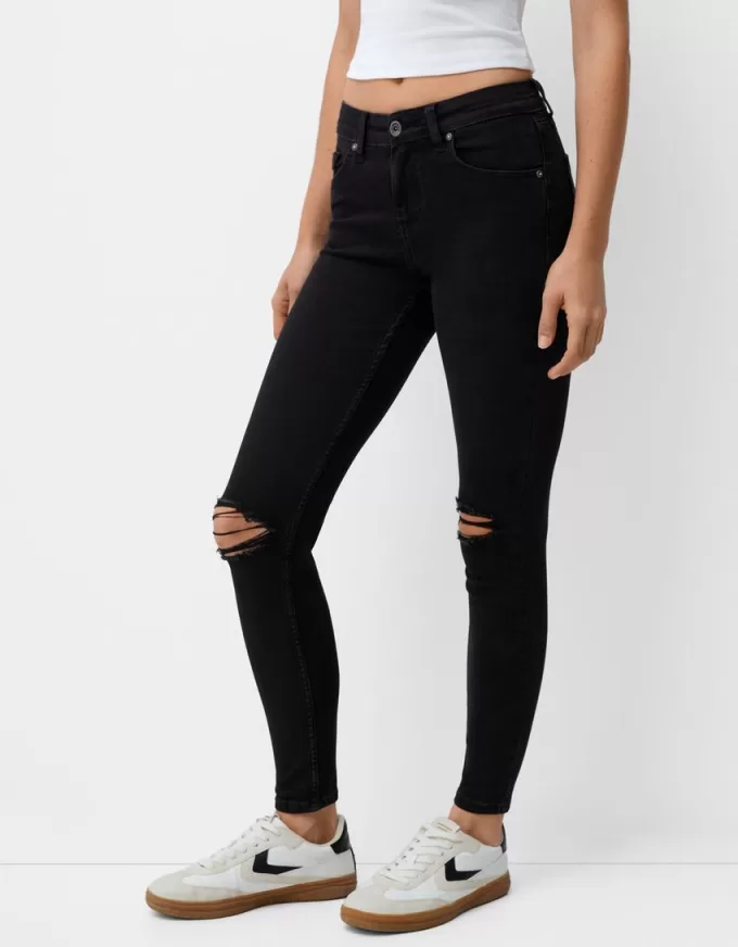Jeans skinny a vita bassa