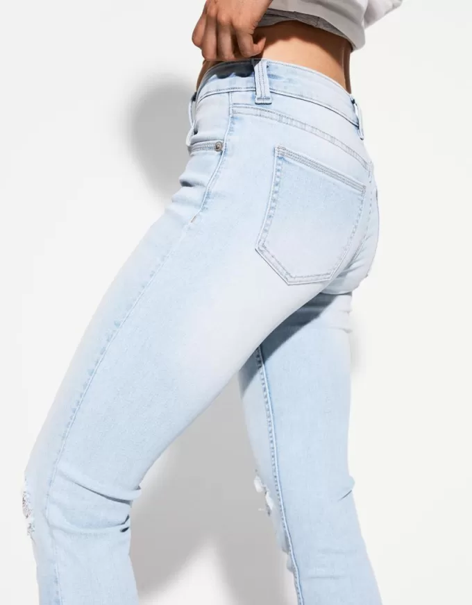 Jeans skinny a vita bassa