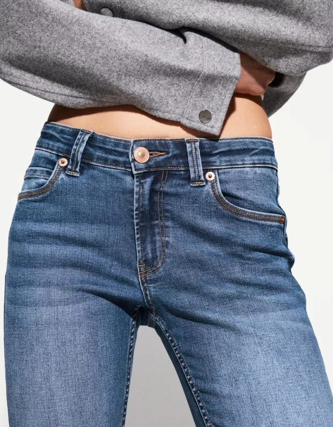 Jeans skinny a vita bassa