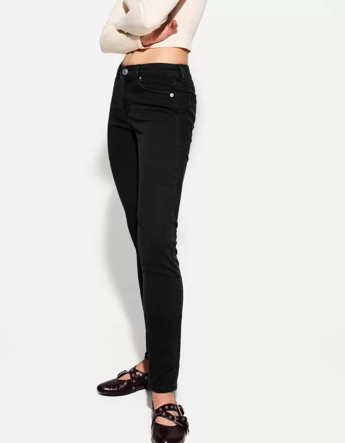 Jeans skinny a vita bassa