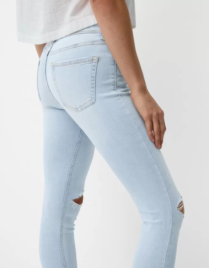 Jeans skinny a vita bassa