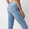 Jeans skinny a vita bassa