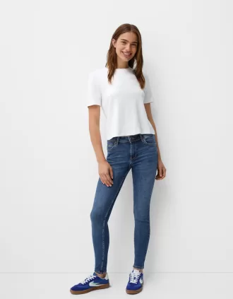 Jeans skinny a vita bassa