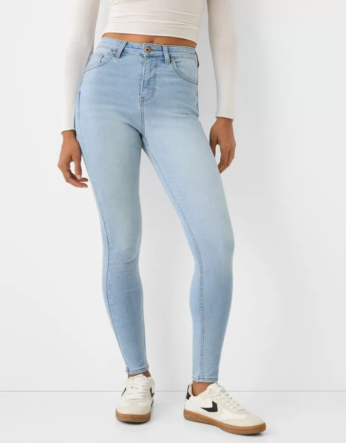 Jeans skinny a vita super alta