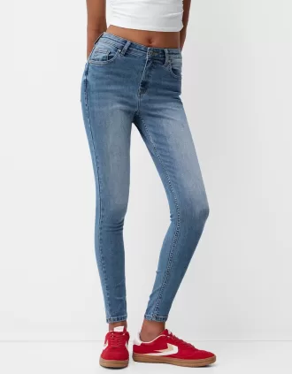 Jeans skinny a vita super alta