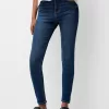 Jeans skinny a vita super alta