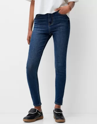 Jeans skinny a vita super alta