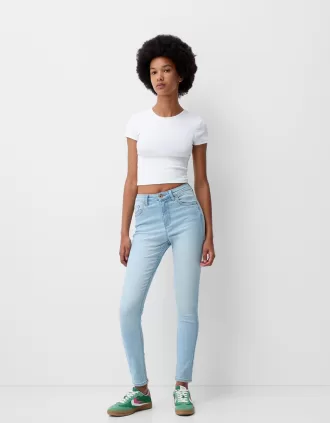 Jeans skinny a vita super alta