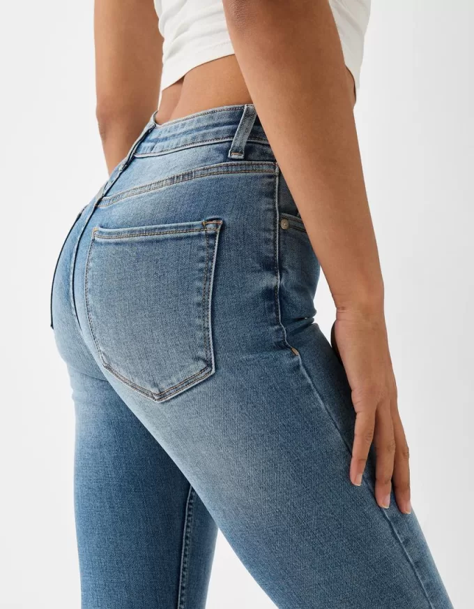 Jeans skinny a vita super alta
