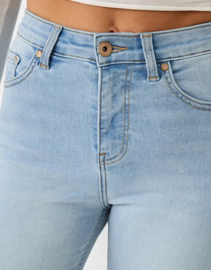 Jeans skinny a vita super alta