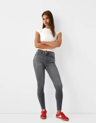 Jeans skinny a vita super alta