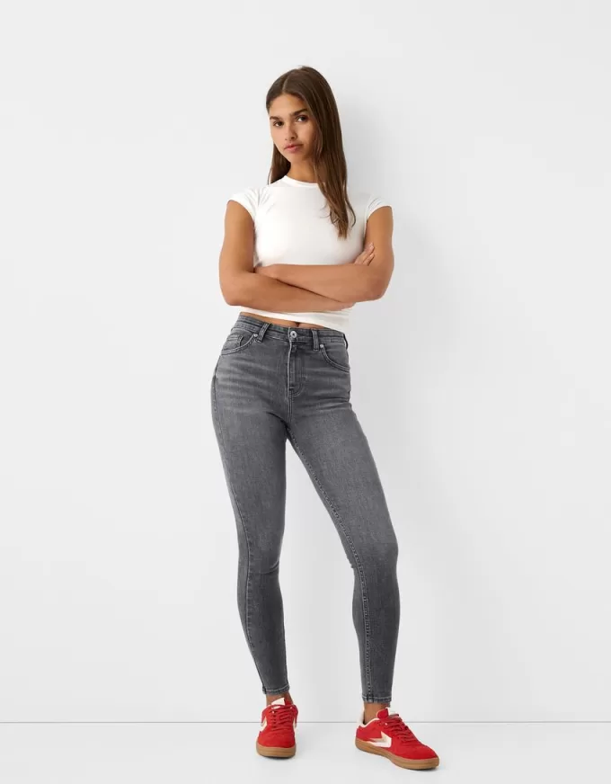 Jeans skinny a vita super alta
