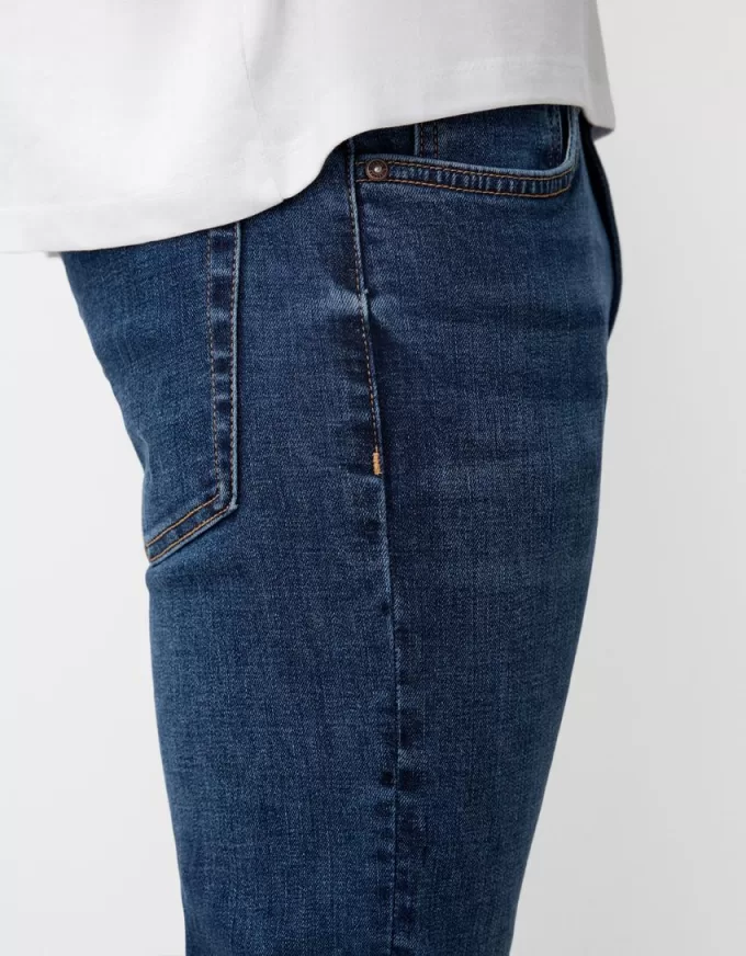 Jeans super attillati