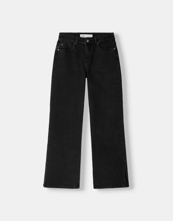 Jeans svasati con orlo diviso