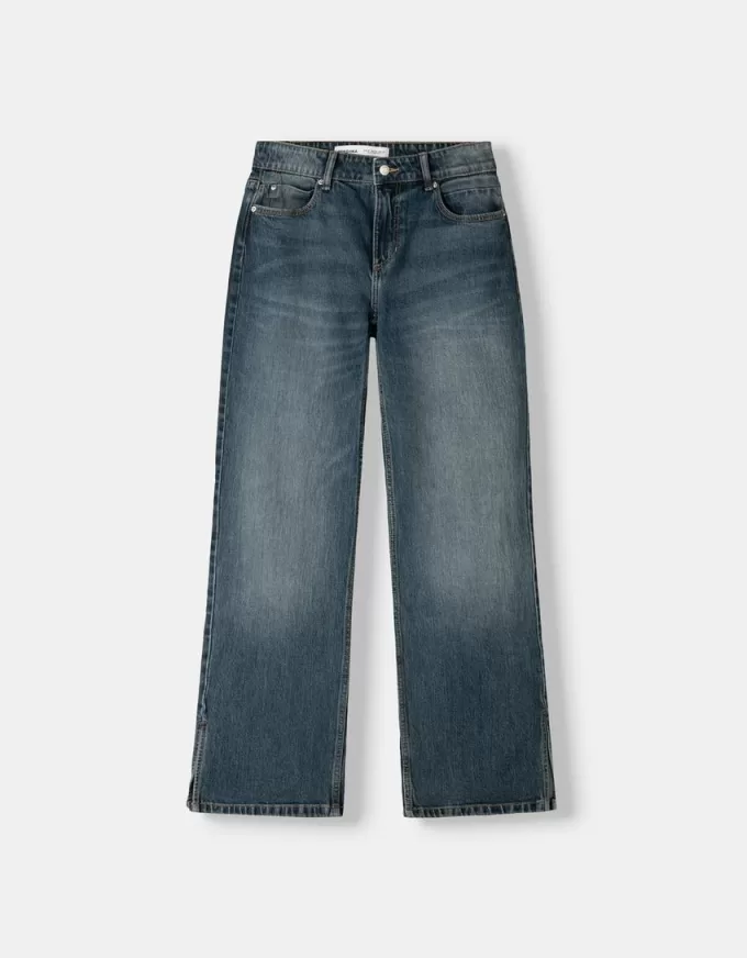 Jeans svasati con orlo diviso