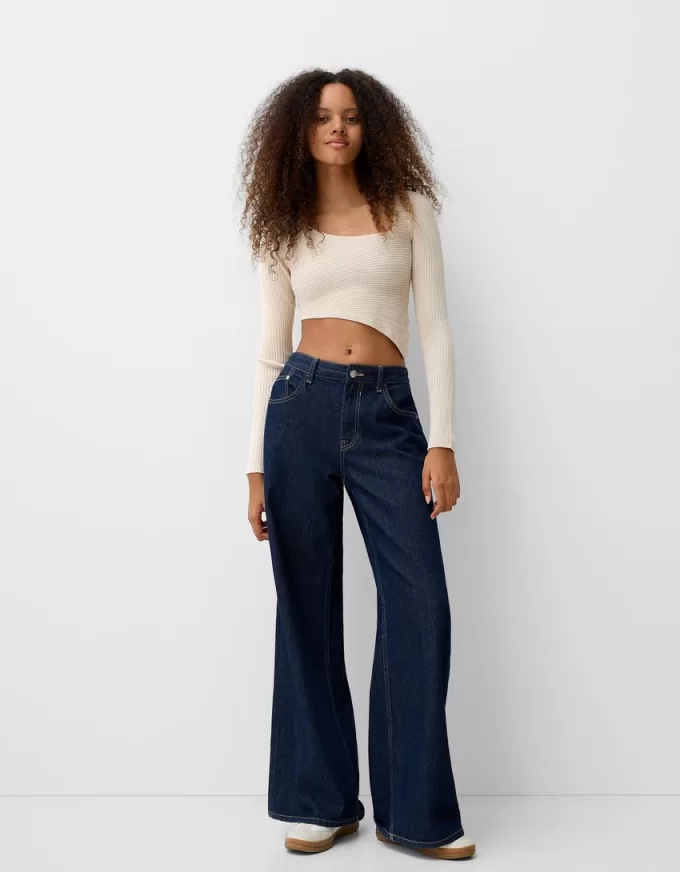 Maglia a costine asimmetrica