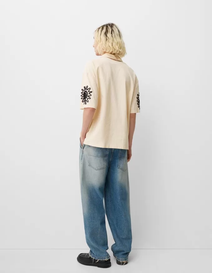 Maglia a maniche corte ricamata