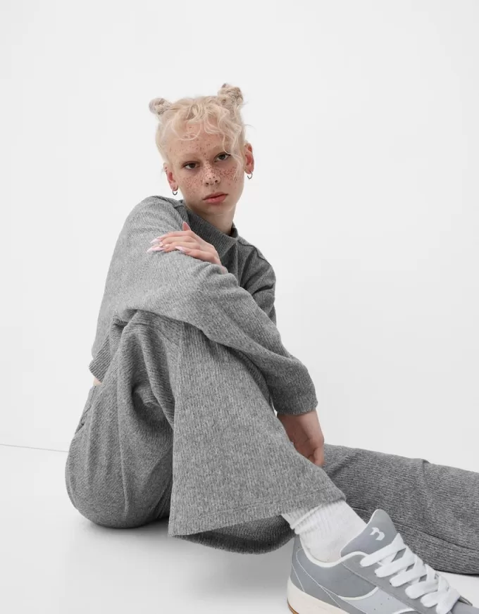 Maglione a collo alto a costine soft touch