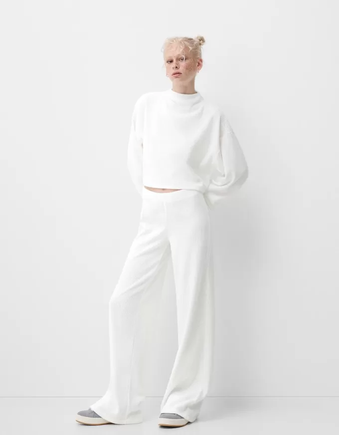 Maglione a collo alto a costine soft touch