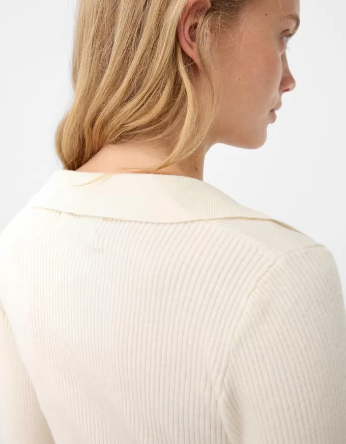 Maglione aderente con colletto polo