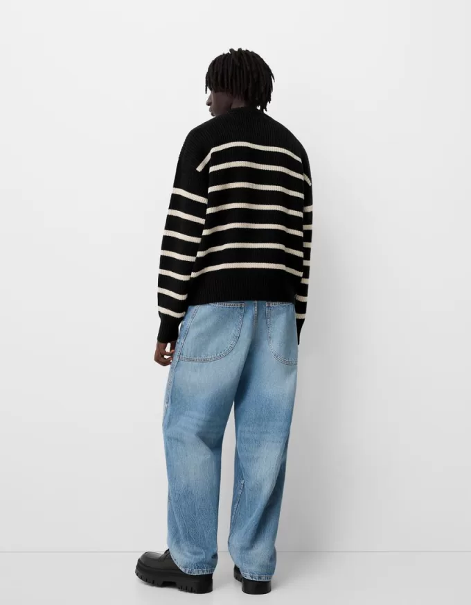 Maglione lavorato a rovescio a righe