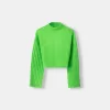 Maglione oversize cropped a costine a collo alto