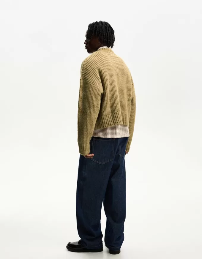 Maglione ricamato in trama testurizzata