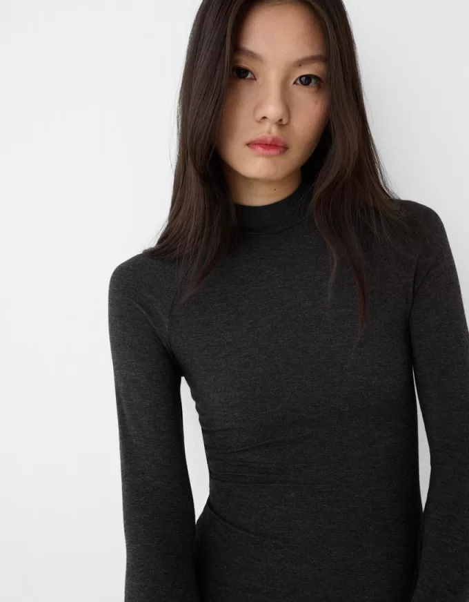 Miniabito a collo alto